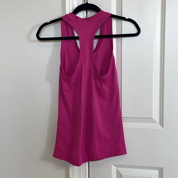 Athleta Momentum Seamless Tank - Picture 2 of 2